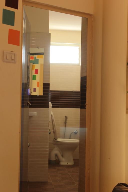 ゾステル バラナシ ホステルホステル 部屋 写真